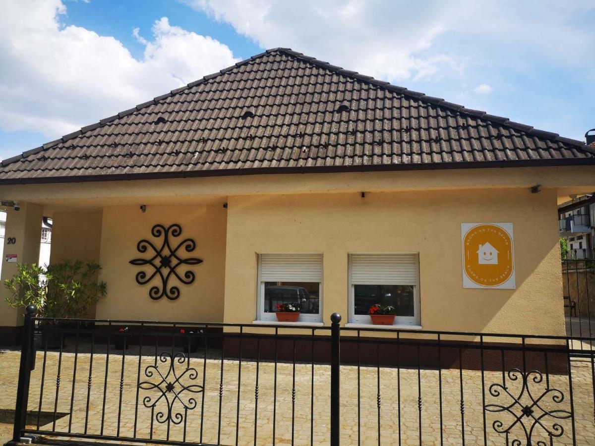 Rooms On The Beach Siofok Exterior photo